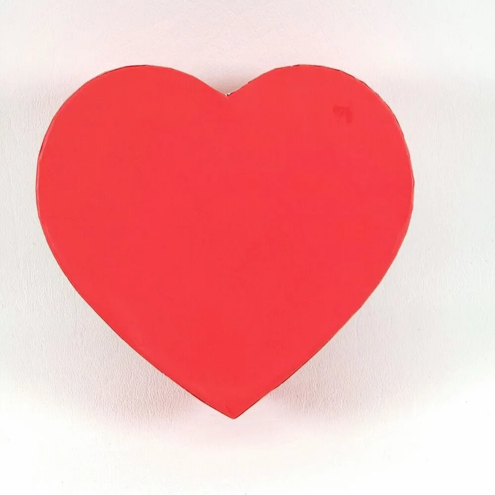 Spritz Red and Brown Medium Heart Shaped Gift Box New Sealed Valentine Decor